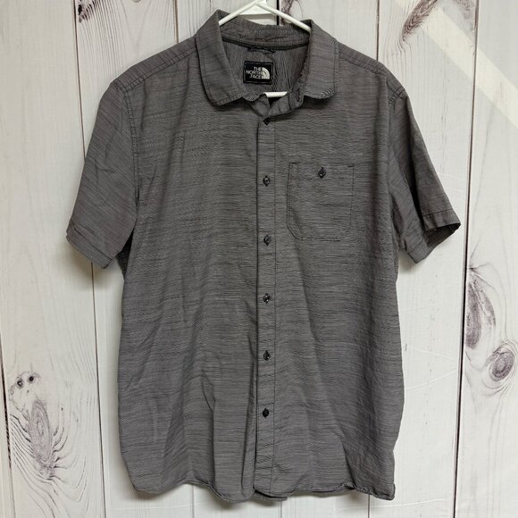 The North Face Men’s XL Short-Sleeve Button-Up Shirt – Gray Micro-Stripe - Picture 1 of 11